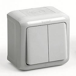 Вимикач двоклавішний 10А IP44 Legrand Forix (Quteo) (сірий) 782382