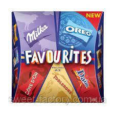 Набір солодощів Favourites Praline Mix 159g