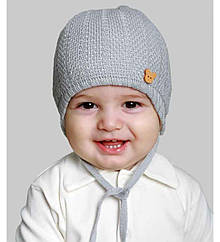 Демісезонна дитяча шапочка для хлопчика малюка в'язана на зав'язку