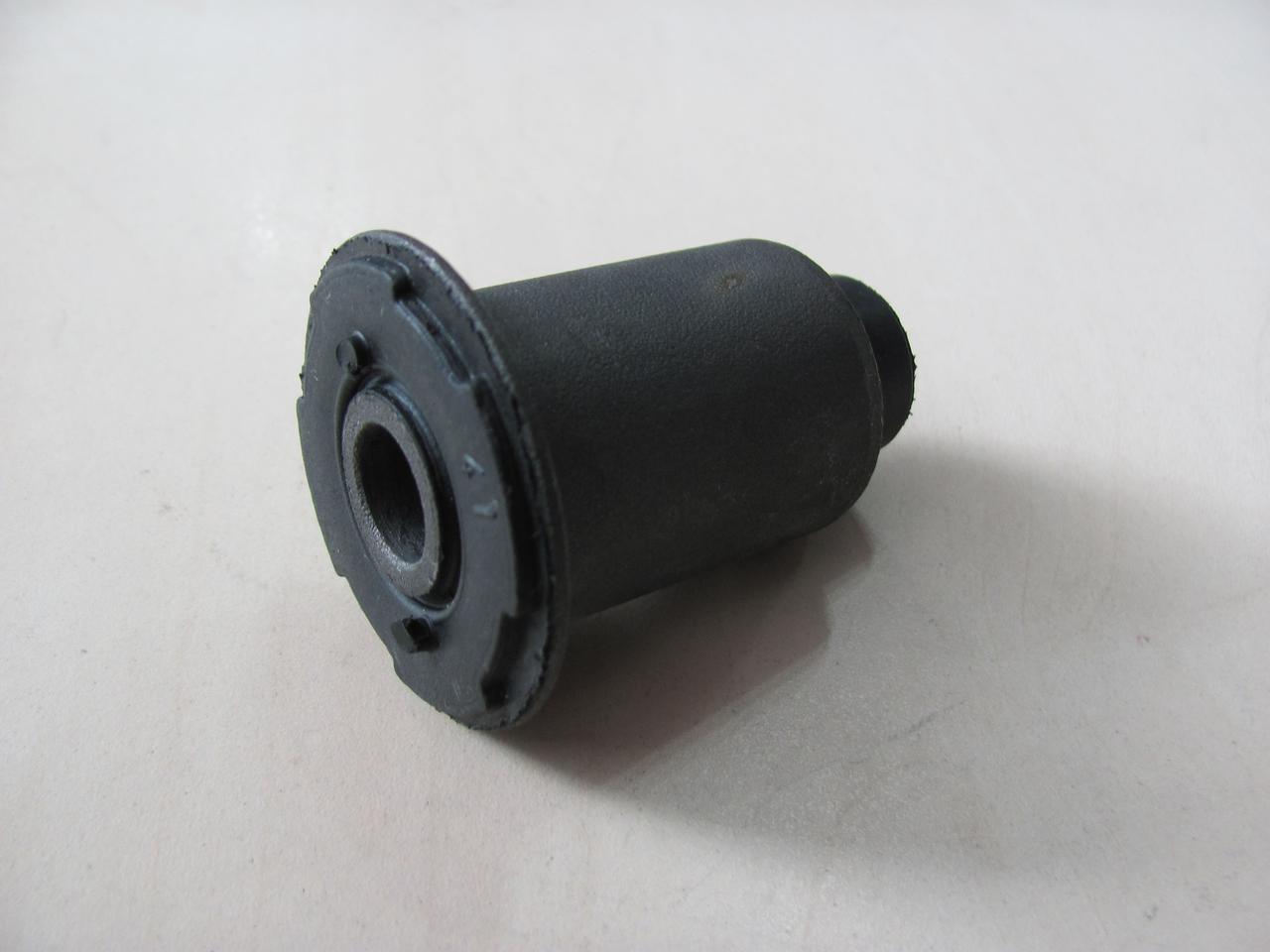 Сайлентблок переднього важеля передній Fiat Doblo 00-09 TRW