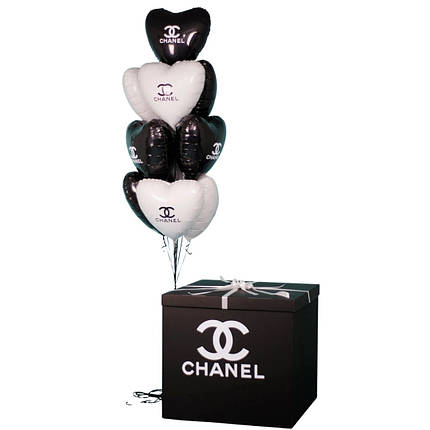 Коробка сюрприз "CHANEL" з фольгированными серцями і наклейкою CHANEL, фото 1