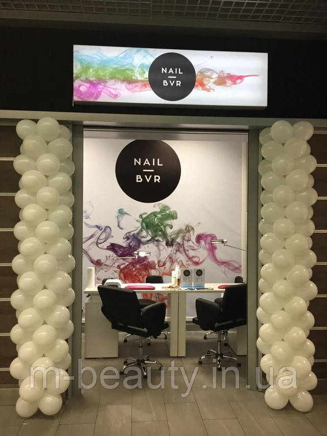 Крісла для клієнтів салону краси Перукарські крісла в Україні