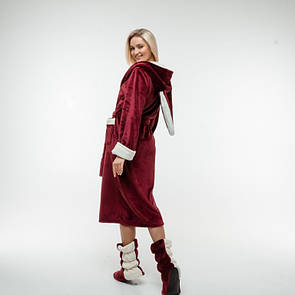 Жіночий теплий халат з капюшоном+ махрові чобітки. Колір бордо + молочний