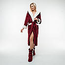 Жіночий махровий халат з капюшоном на запах з вушками+ махрові чобітки. Колір бордо + молочний, фото 2