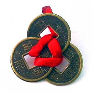 Три монети 1,5см з червоною стрічкою в гаманець "бронза" (20242)