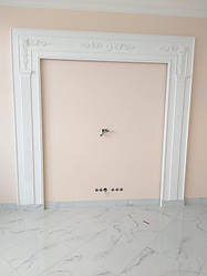 Вход в дом, основной цвет всех стен- NCS S 0520-Y60R согласно NCS.
Краска водоэмульсионная высококачественная 3008 ULTRAPAL.