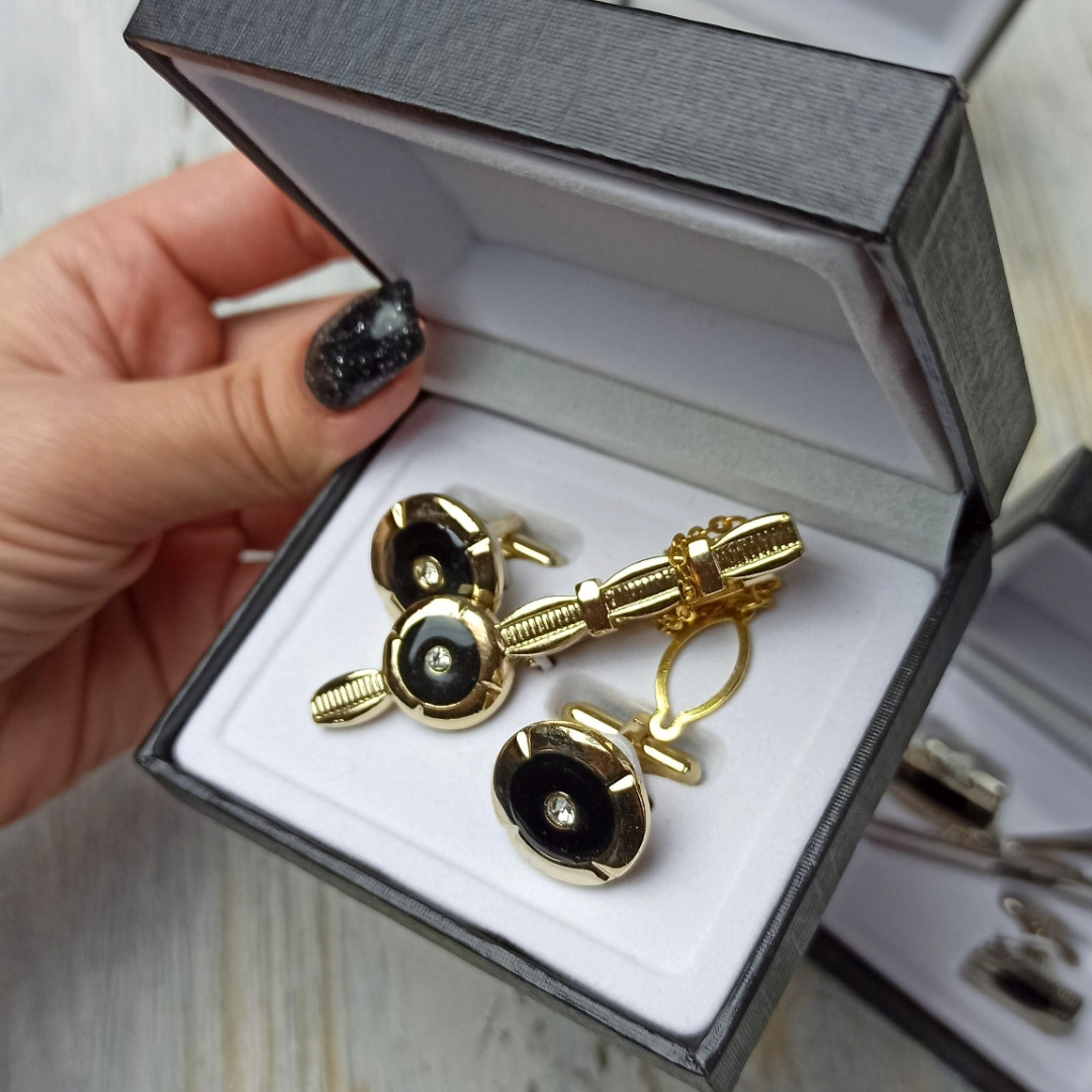 Набір запонки та затискачі для краватки в коробці