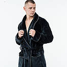 Чоловічий халат з індивідуальною вишивкою з коміром. Преміум махра велюр. Колір: чорний, фото 2