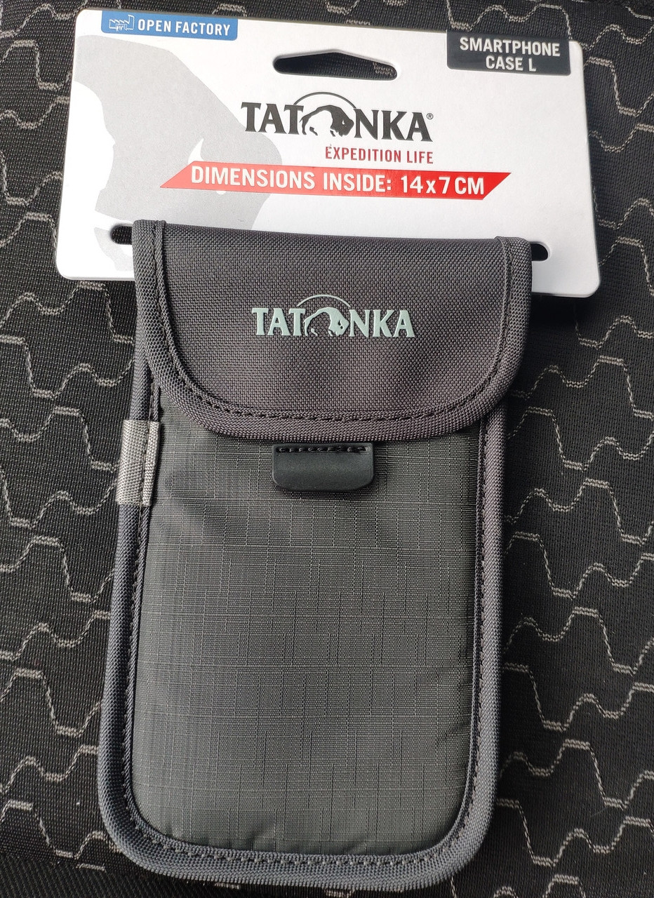 Чехол для смартфона Tatonka Smartphone Case Titan Grey, р,L (TAT 2880,021) - фото 1 - id-p1267276589