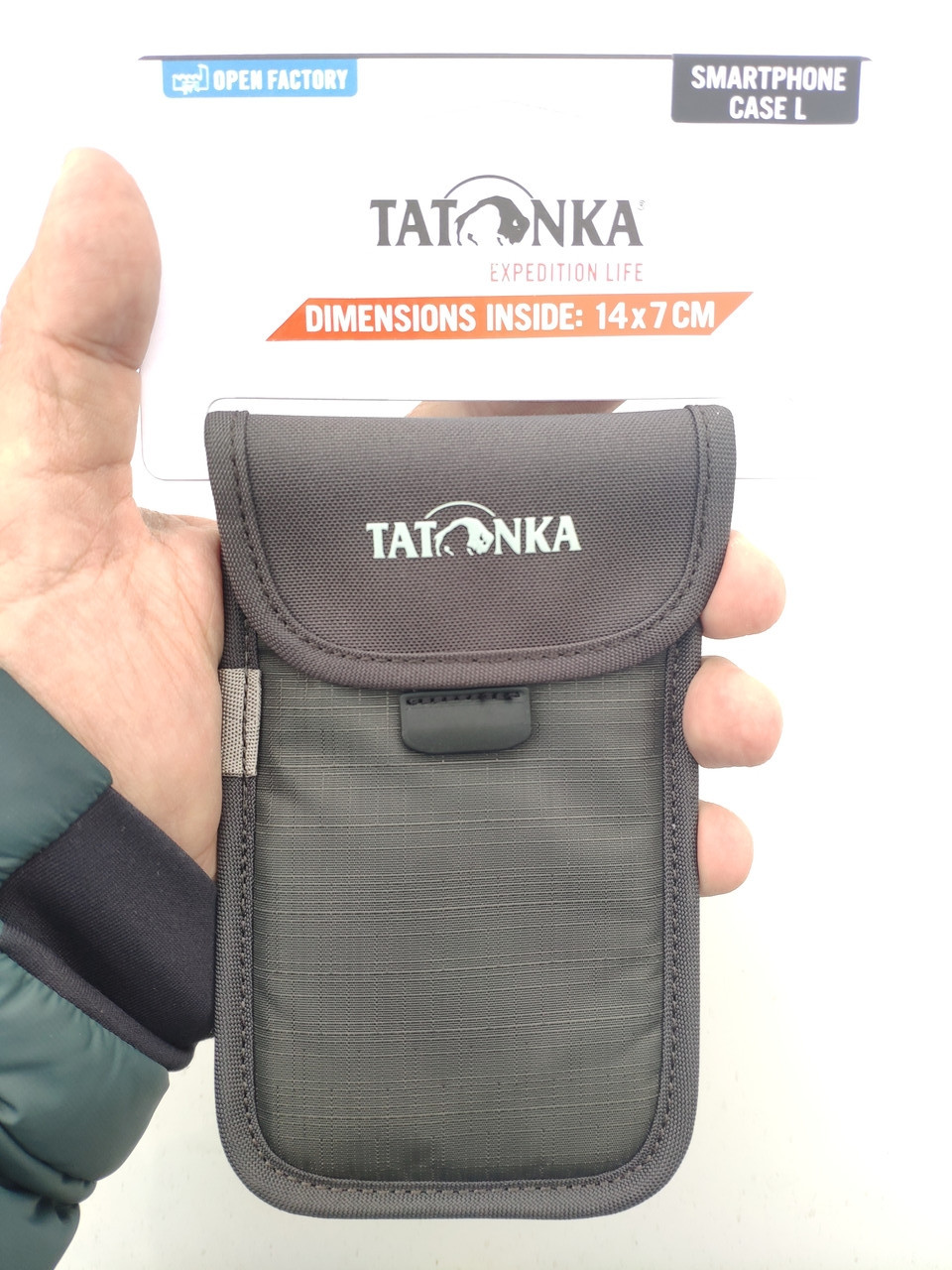 Чехол для смартфона Tatonka Smartphone Case Titan Grey, р,L (TAT 2880,021) - фото 4 - id-p1267276589