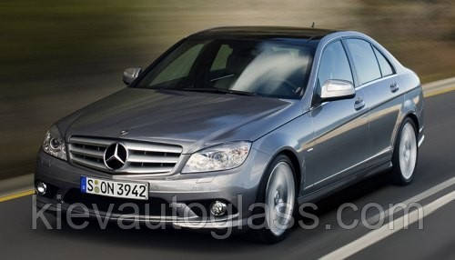 Лобове скло на MERCEDES W204 C-CLASS
