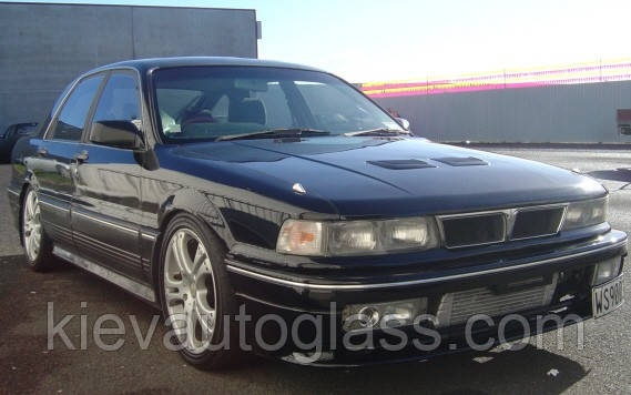 Лобове скло на MITSUBISHI GALANT 1988-93 р.в.