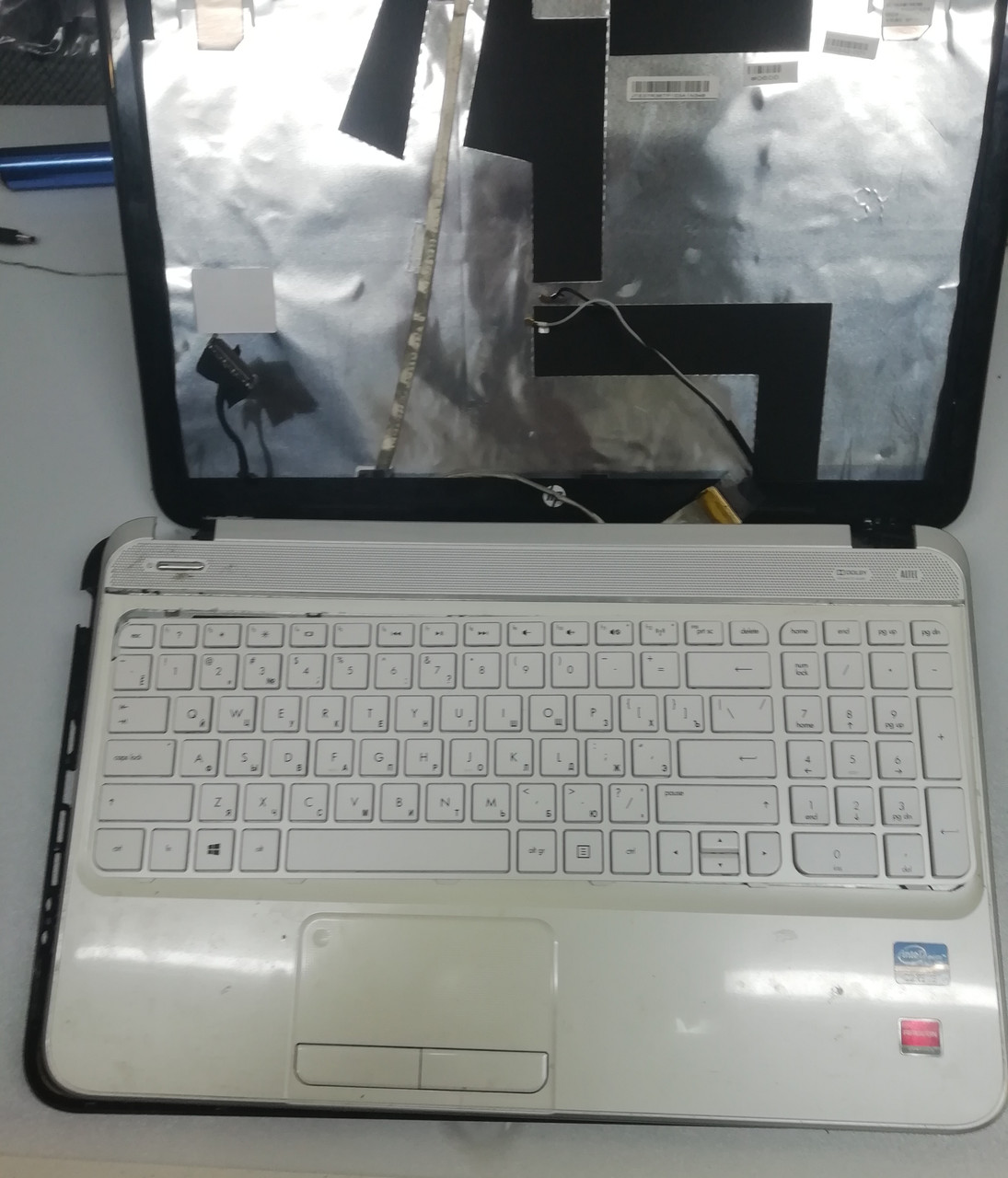 Ноутбук HP Pavilion g6-2286sr на запчастини. Корпус петлі кришка, фото 1
