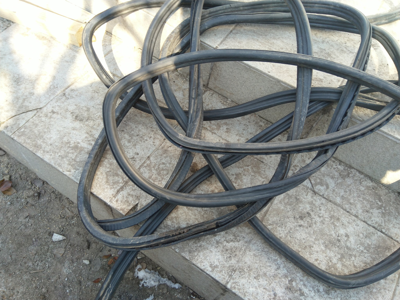 Уплотнитель Дверей Опель Омега Б — Купить Недорого на Bigl.ua (1372290335)