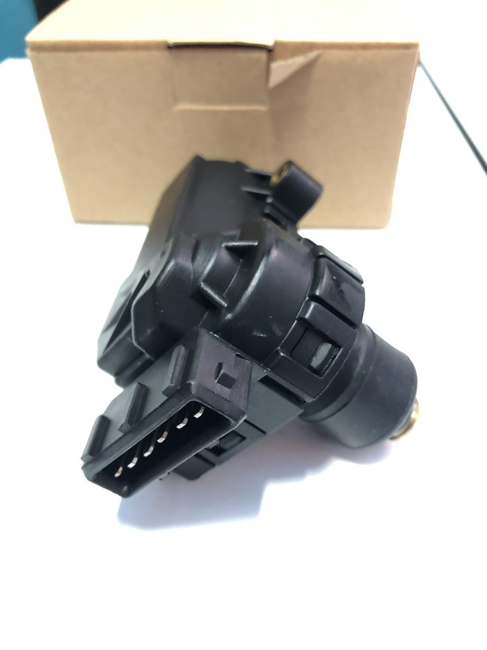 Датчик холостого хода Audi/VW Passat B3 048133031 6-контактов (ID ...