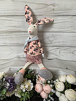Пасхальный декор фигура 60 см, "Заяц в розовом цветочном свитере" с висячими ножками