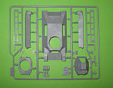 Пластикова модель 1/35 ICM 35338 француський легкий танк FCM 36 with French Tank Crew, фото 4