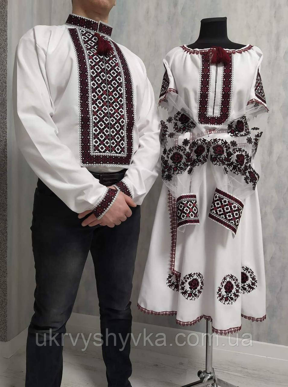 Жіноче плаття і чоловіча вишиванка "Одеська історія"