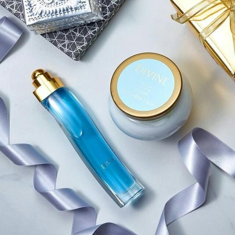 Парфумерний набір Divine від Oriflame