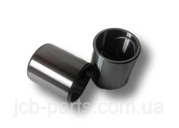 Втулка в тягу переднього ковша (з'єднання з ковшем) 37B-09-57003, 37B0957003 для Komatsu WB-93R, WB-93S,