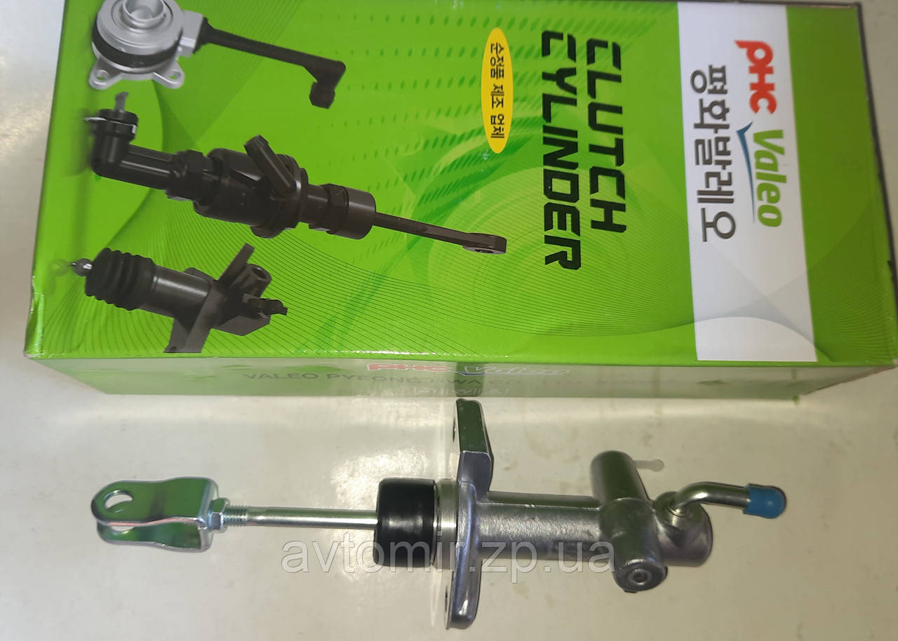 Головний циліндр зчеплення на Ланос. Valeo.