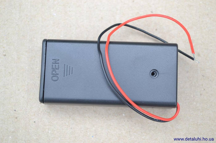 Контейнер для батарей 2хАА с крышкой и выключателем, цена 26 грн — Prom ...