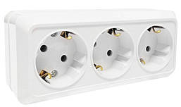 Потрійна Розетка з/з накл. біла 16А RODINA (18070) ТМ LUMANO