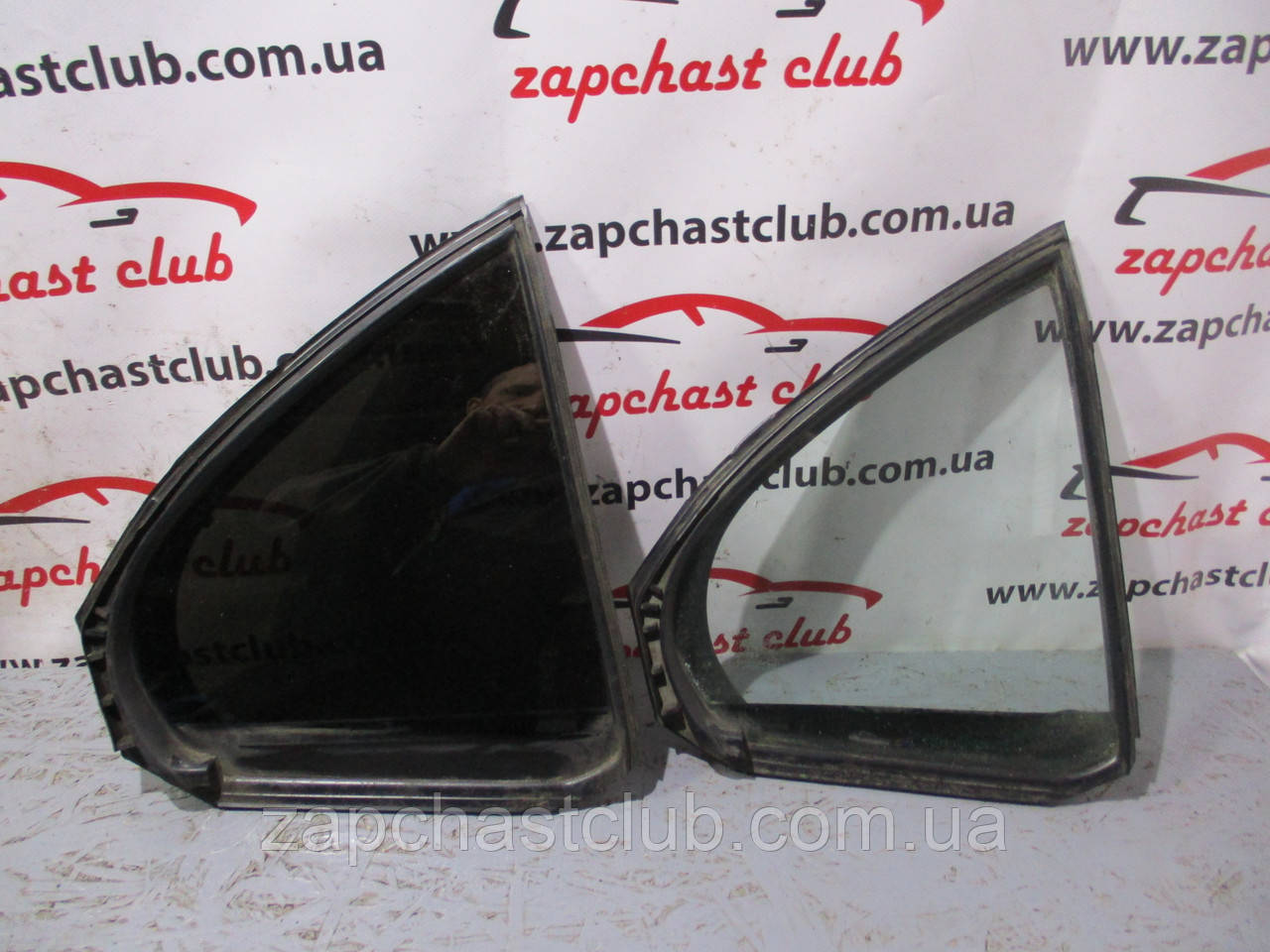 Скло (форточка) дверцята, заднє, глухе, праве 5740A018, 5740A042995278 Lancer X Mitsubishi, фото 1