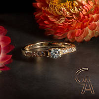 Золотое женское классическое кольцо ЮМ-111110