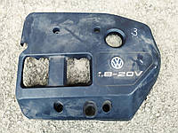 Декоративная крышка двигателя VW GOLF V 06A103925K 06A103925L,06A103925M 06A103925L,06A103925M