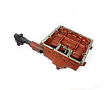 Кришка КПП МТЗ нового зразка в зборі без важеля (бічне керування) (пр-во МТЗ) 70-1703010-А1, фото 2