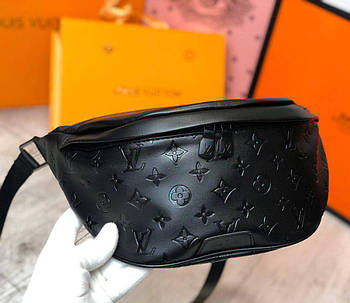 Поясна шкіряна сумка бананка Louis Vuitton Discovery