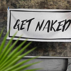 Пляжний рушник великий з принтом Get naked