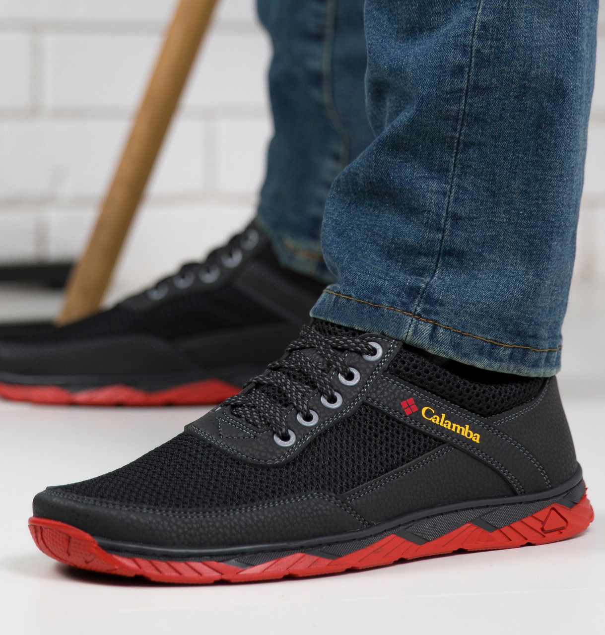 Кросівки чоловічі сітка червона підошва