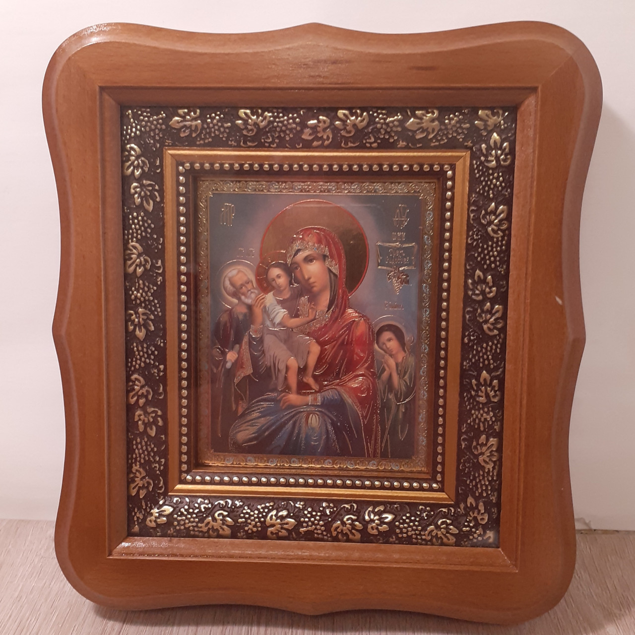 Ікона Трьох Радостей Пресвята Богородиця, лик 10х12 см, у світлому дерев'яному кіоті, фото 1
