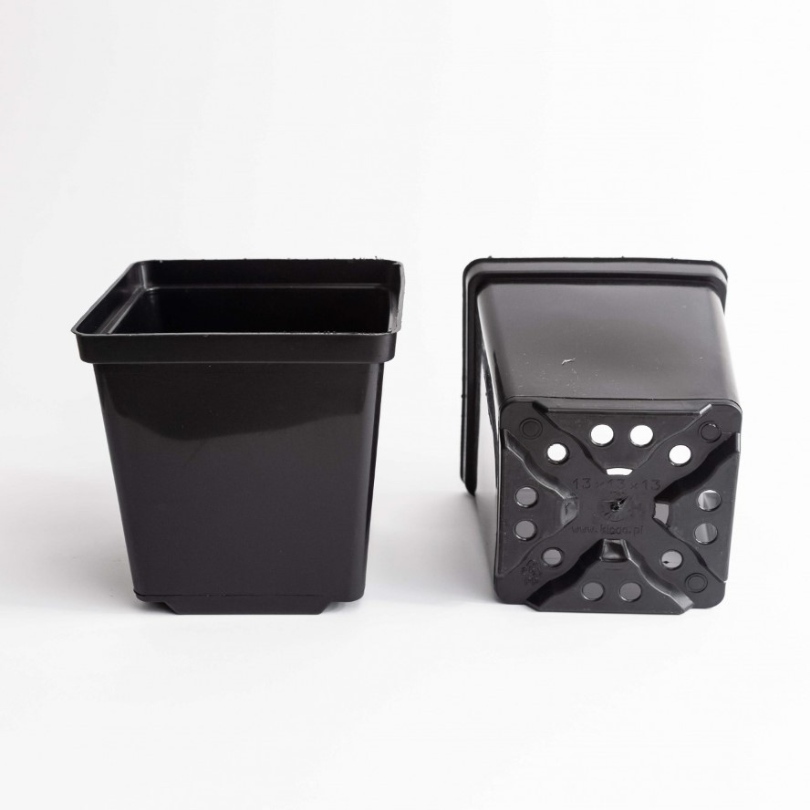 Горщик квадратний 2.15 л / 14х14х14 см для розсади та квітів * технічний пластиковий чорний горщик для рослин, фото 1