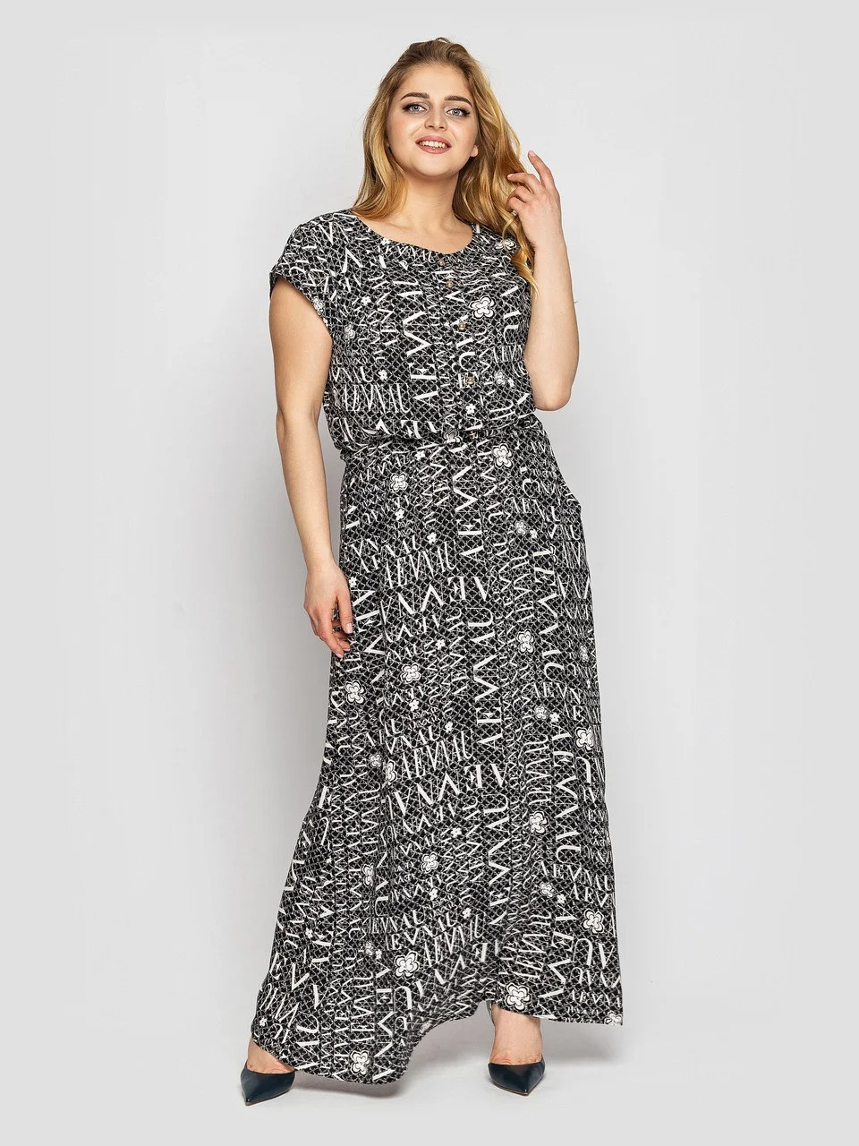 Літній вільне плаття максі довжини чорно-білого кольору, великі розміри від 52 до 58
