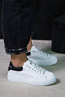 Жіночі шкіряні кросівки білі white повсякденні кеди демісезон на шнурках з чорними вставками