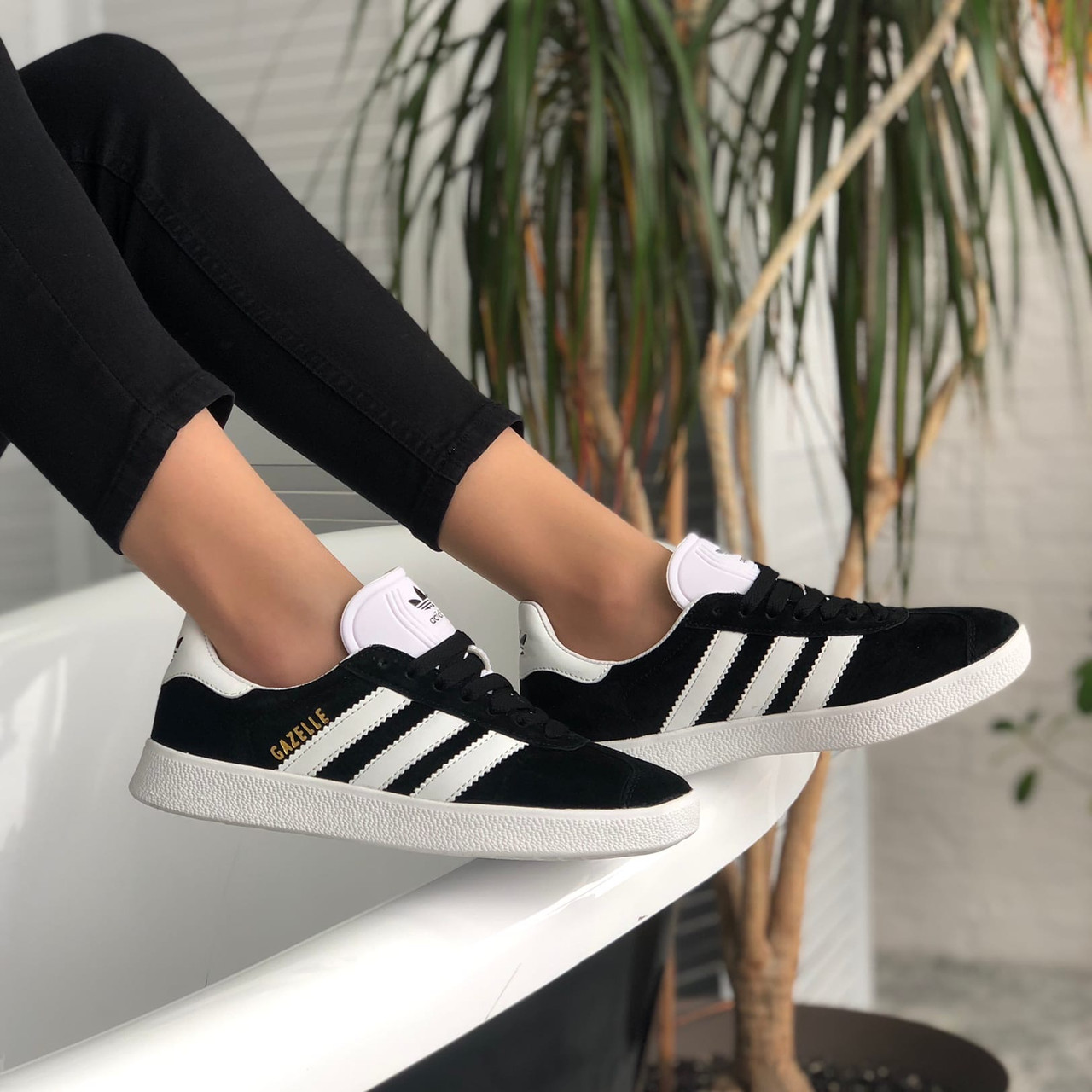 Adidas gazelle og w jordan sale