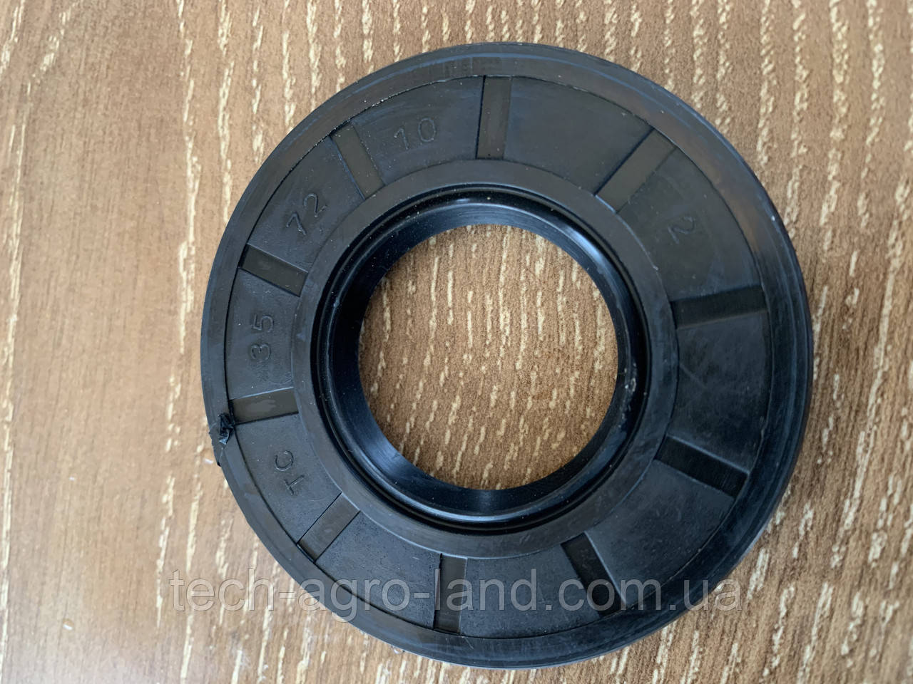 Сальник на вал редуктора ґрунтофрези 35х72х10 Bomet