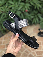 Модні молодіжні босоніжки жіночі натуральні шкіряні сандалі шкіра літні на плоскій підошві стильні 38 розмір чорні M.KraFVT 3784