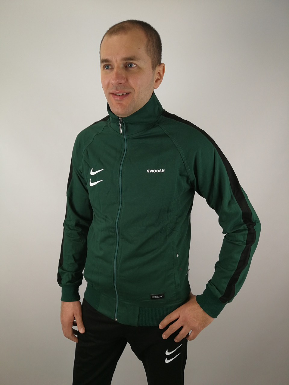 Трикотажний спортивний костюм Nike
