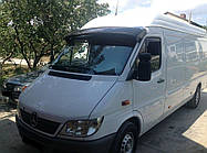 Козирок лобового скла Mercedes Sprinter 1996-2006 / Volkswagen LT35 1996-2006 На кріпленнях