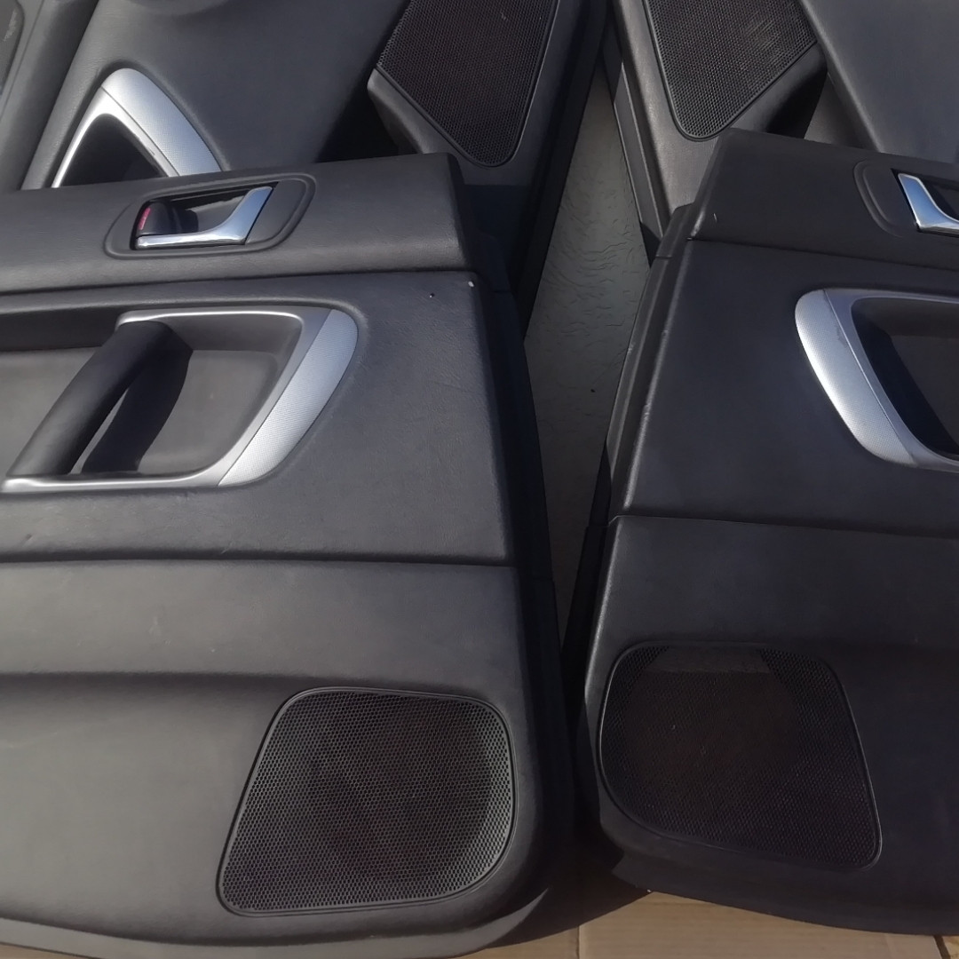 Карти дверей обшивка задня зборе subaru legacy outback 2003-2009