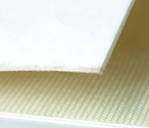 Біла гладка транспортувальна стрічка ПВХ + фетр P12-24N-FELT завтовшки 2,6 мм одношарова, міцність 150 Н/мм, фото 2