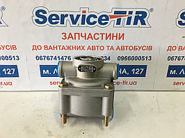 Прискорювальний клапан