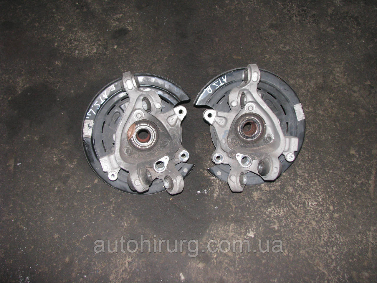 Задня цапфа Cadillac ATS 20755792 / 20755793