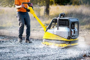 Будівельна техніка та обладнання