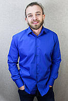 Яркая мужская рубашка цвета электрик с длинным рукавом