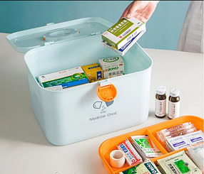 Пластикова аптечка, контейнер для зберігання медикаментів. Білий